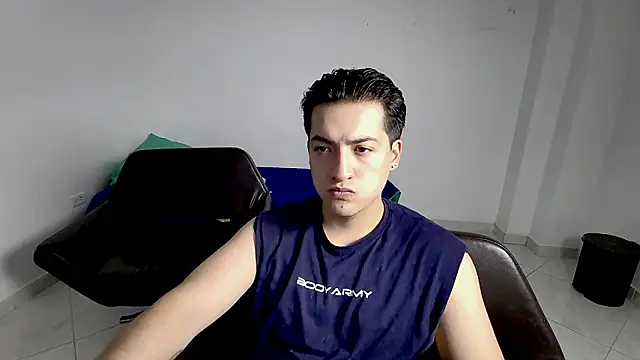 RoseSinsDonViktor online show from 02-12-26, 10:10