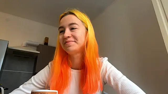 EmilyHein online show from 02-04-26, 07:03