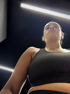 LunaHeat online show from 06-19-26, 03:05