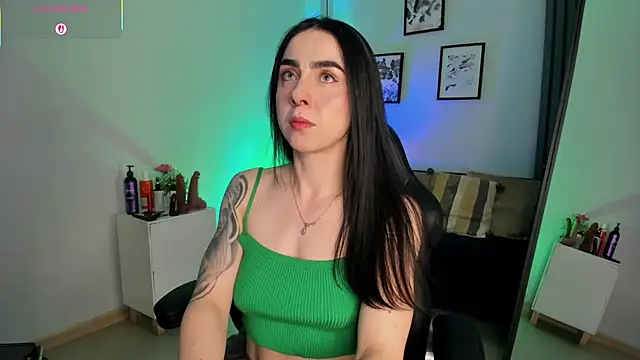 Luna tagliaferri online show from 05-09-26, 06:46
