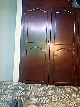 Snapshot of _ChloeRed chatting on 04-11-26, 02:43 ChloeRed online show from 04-11-26, 02:43