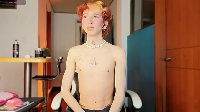 golden twink  online show from 02-01-26, 01:48