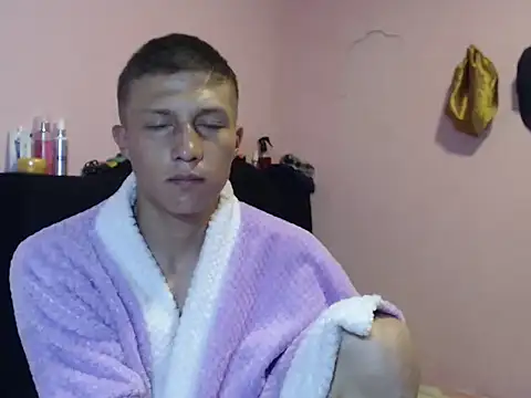 Cronos Hot 8 online show from 02-28-26, 03:40