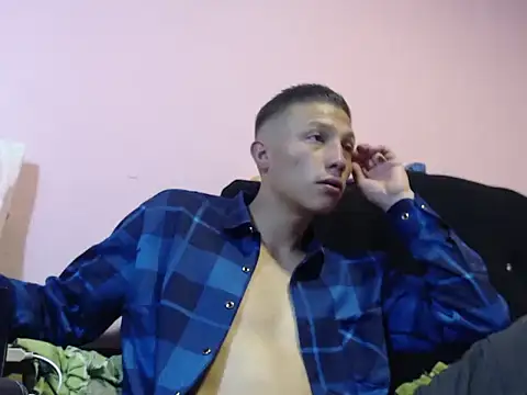 Cronos Hot 8 online show from 03-20-26, 01:16