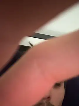 Snapshot of bugballs1 chatting on 02-11-26, 07:52 bugballs1 online show from 02-11-26, 07:52