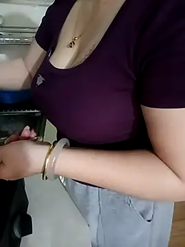 Tulip ii online show from 03-20-26, 03:55