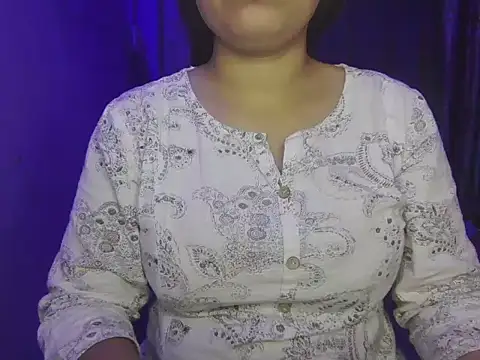 Snapshot of Bold_Beauty_07 chatting on 03-02-26, 06:48 Bold Beauty 07 online show from 03-02-26, 06:48