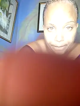 Snapshot of BadGyalGem chatting on 06-10-26, 04:45 BadGyalGem online show from 06-10-26, 04:45