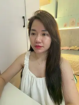 Amy8386 online show from 06-18-26, 09:58