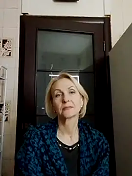 Snapshot of MichelleSolis chatting on 02-21-26, 06:53 MichelleSolis online show from 02-21-26, 06:53