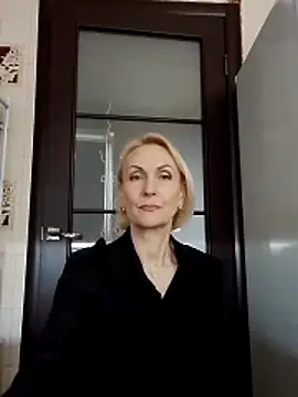 Snapshot of MichelleSolis chatting on 03-09-26, 10:08 MichelleSolis online show from 03-09-26, 10:08