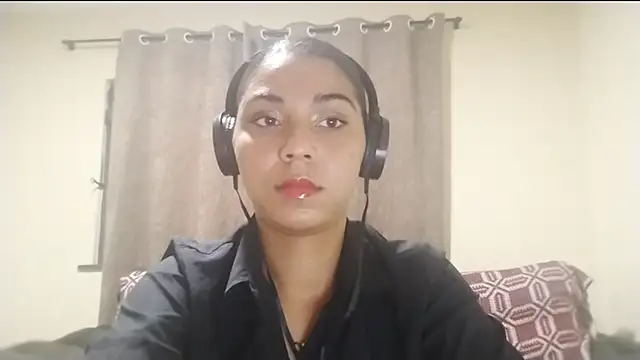 AlvinaPabey online show from 02-11-26, 07:08