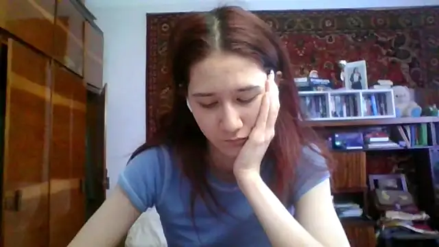 NickiKisinger online show from 03-18-26, 05:10