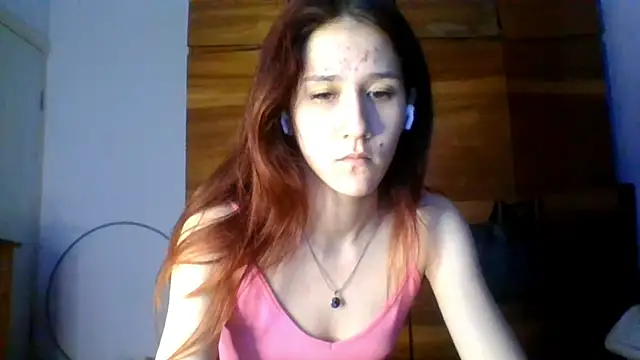 NickiKisinger online show from 05-11-26, 07:14