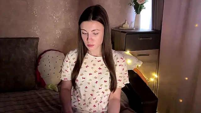 Lina Vanilina online show from 02-10-26, 01:15