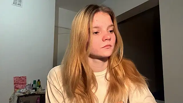 Snapshot of Tiffany_Muse chatting on 03-12-26, 02:07 Tiffany Muse online show from 03-12-26, 02:07