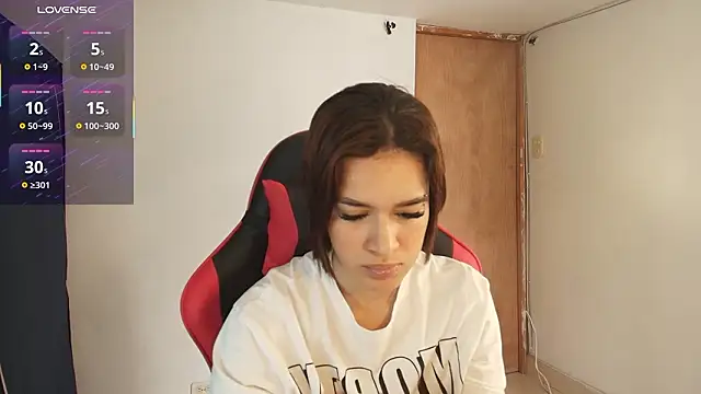 Zoe-Walzer online show from 03-18-26, 04:43