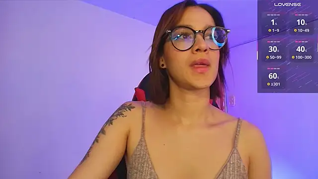Zoe-Walzer online show from 05-19-26, 04:13