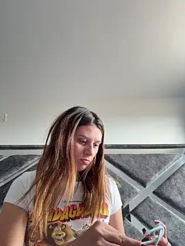alison parkerr26 online show from 03-18-26, 07:50