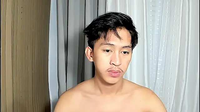 Snapshot of _andrie69_ chatting on 04-06-26, 01:56 andrie69 online show from 04-06-26, 01:56