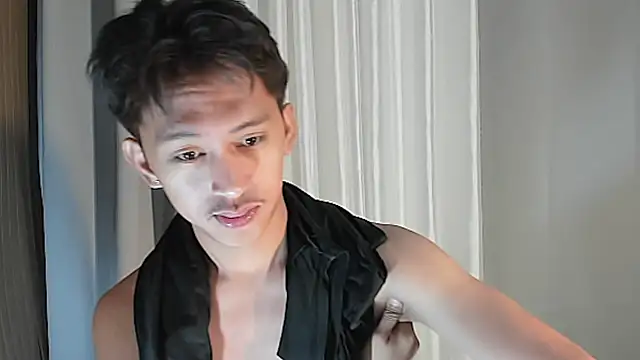  andrie69  online show from 05-30-26, 01:52