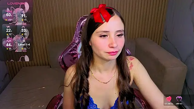 Snapshot of Ariana18_b chatting on 03-05-26, 12:56 Ariana18 b online show from 03-05-26, 12:56