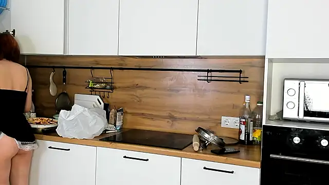 NessaV online show from 03-18-26, 10:51