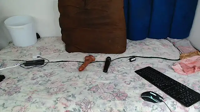 SexyyMandy online show from 05-05-26, 08:11
