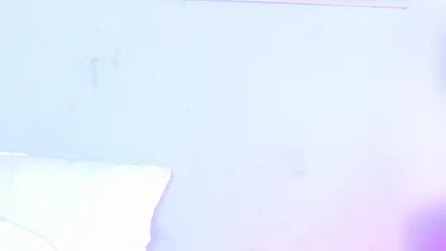 VioletBloomm online show from 06-25-26, 11:15