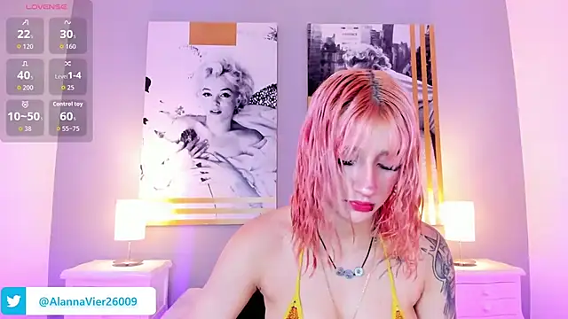 AlannaViera online show from 06-25-26, 11:48