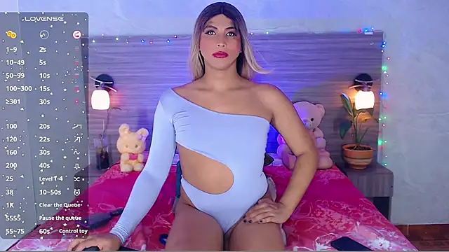 Sophia Valentina online show from 07-07-26, 06:47