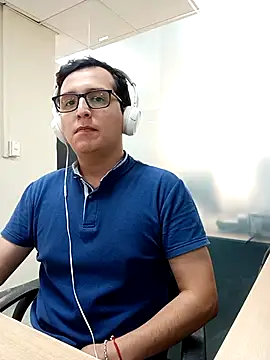 Snapshot of tresporcincoesmimedida chatting on 02-19-26, 07:21 tresporcincoesmimedida online show from 02-19-26, 07:21