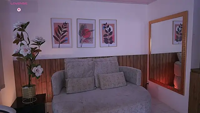 IvyGrabes online show from 05-07-26, 07:19