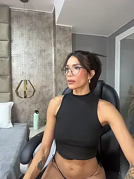 Snapshot of SofiaRivero chatting on 04-18-26, 07:07 SofiaRivero online show from 04-18-26, 07:07