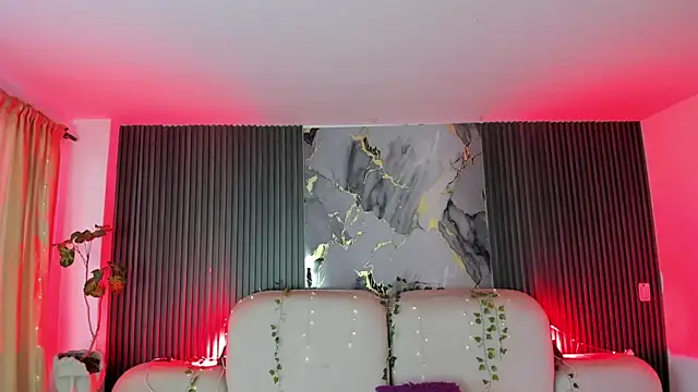 CarolineFyre online show from 06-25-26, 12:53