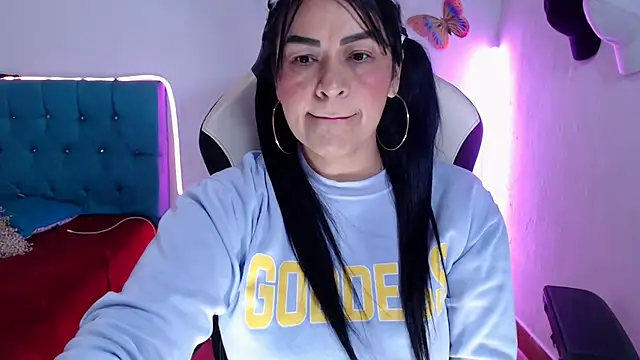 Snapshot of hotsweet-69 chatting on 03-20-26, 05:01 hotsweet-69 online show from 03-20-26, 05:01