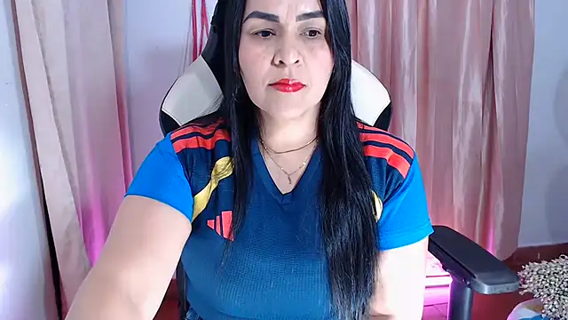 hotsweet-69 online show from 07-04-26, 06:52
