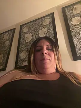 JasmineGlow7 online show from 05-08-26, 09:09