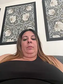 JasmineGlow7 online show from 05-09-26, 01:49