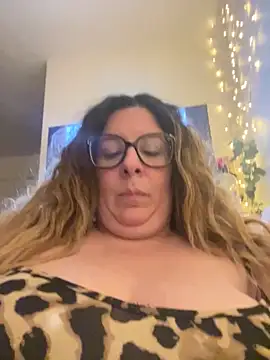 JasmineGlow7 online show from 05-12-26, 09:12