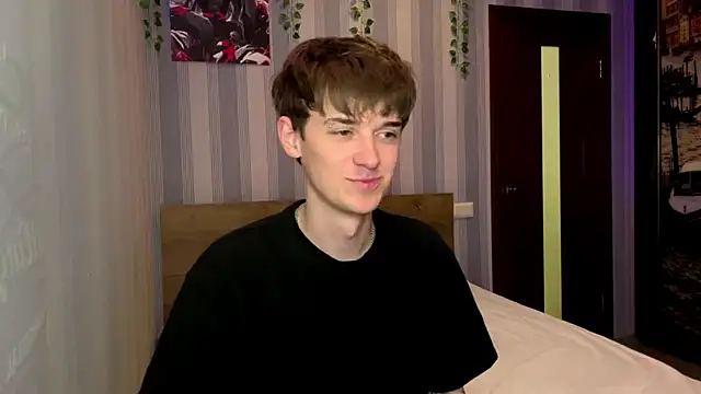 Sweet Dude online show from 04-10-26, 05:06