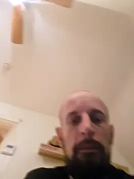 CheapExpress97 online show from 02-05-26, 08:24