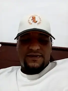 Snapshot of pepinoXXX chatting on 02-04-26, 05:57 pepinoXXX online show from 02-04-26, 05:57