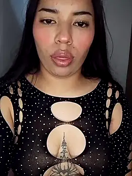 Scarlet Luxe online show from 02-07-26, 12:25