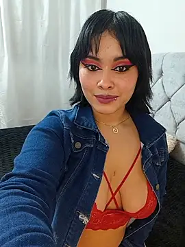 zoe love18 online show from 05-02-26, 05:01