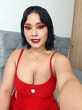 zoe love18 online show from 05-08-26, 04:29
