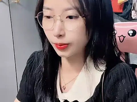 Linne6789 online show from 03-04-26, 03:12