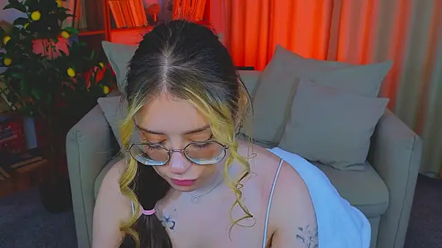 kate  rIna online show from 03-19-26, 02:04