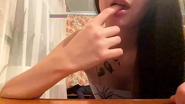 GussieStivers online show from 02-04-26, 03:07