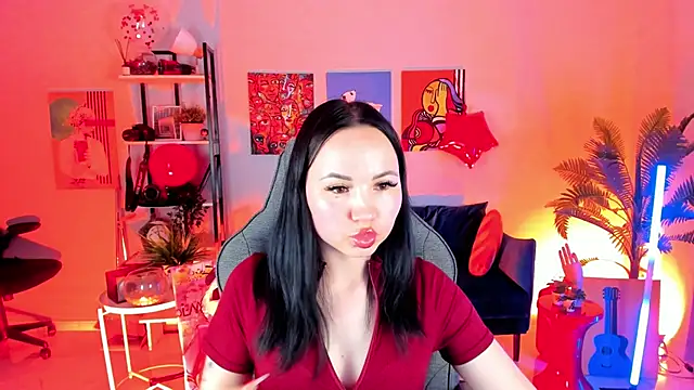 SophiaTurner online show from 02-16-26, 04:36